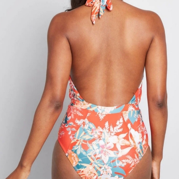 Modcloth Bethany One piece Swimsuit - Picture 2 of 9